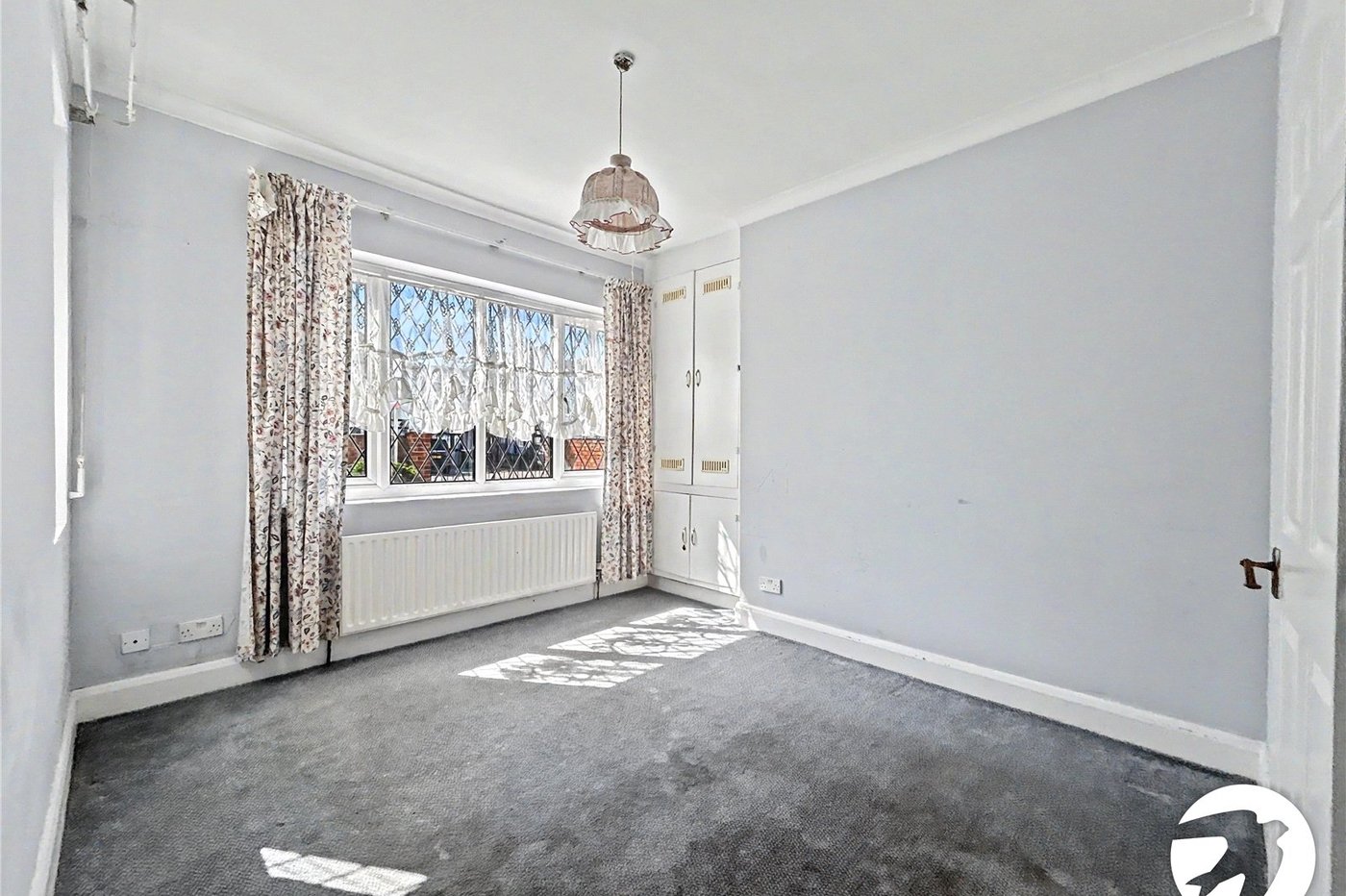 4 bedroom bungalow for sale in Sidcup | Robinson Jackson