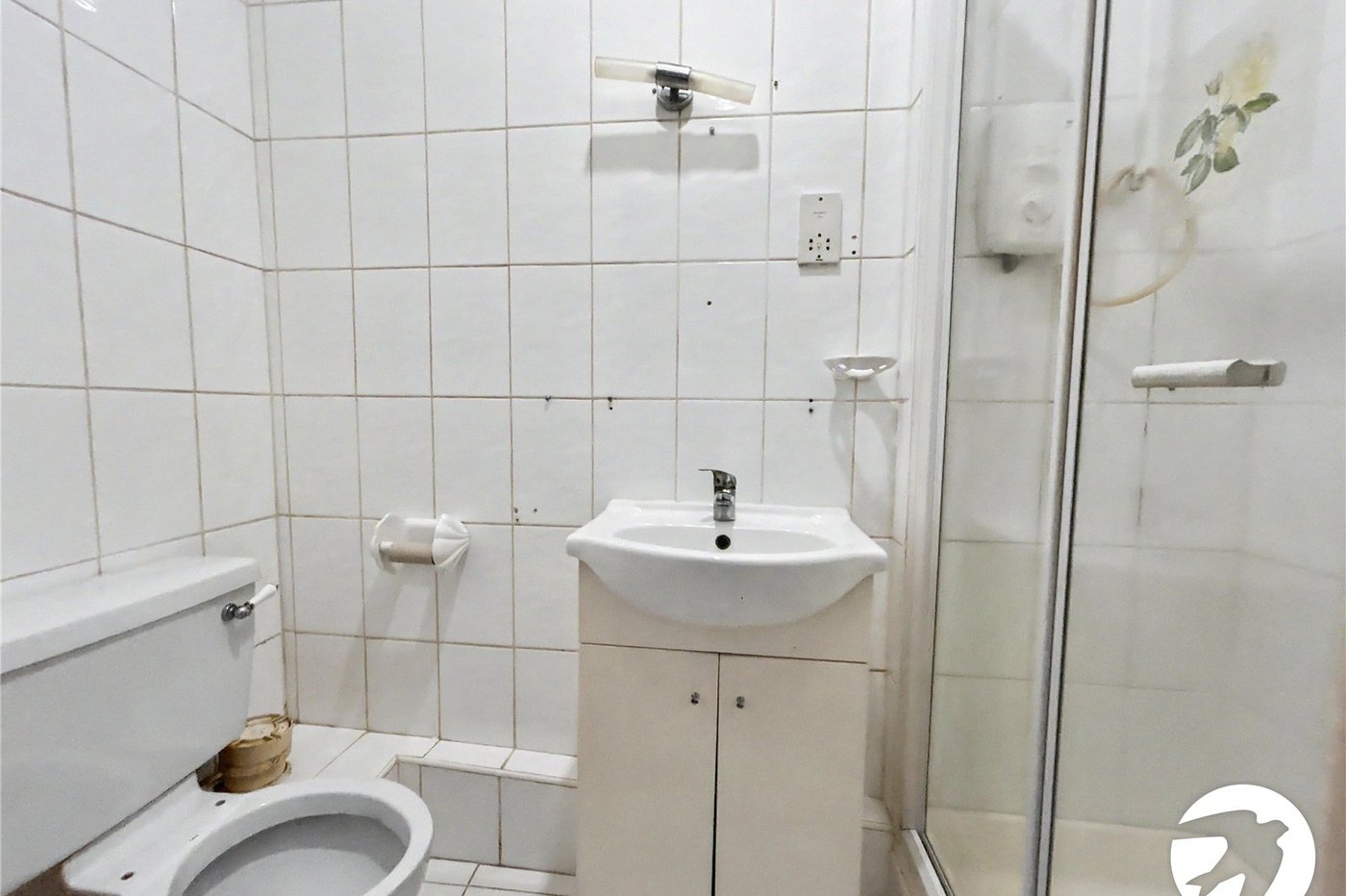 4 bedroom bungalow for sale in Sidcup | Robinson Jackson