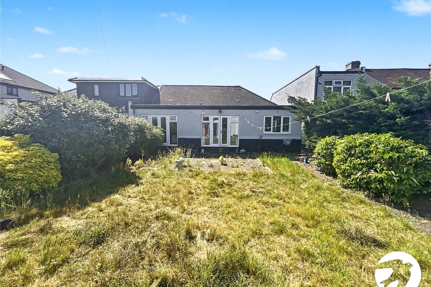 4 bedroom bungalow for sale in Sidcup | Robinson Jackson