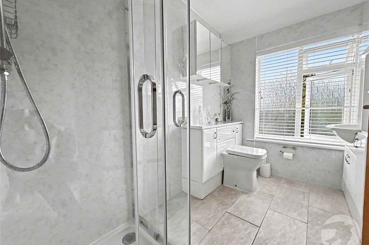 2 bedroom house for sale in Sidcup | Robinson Jackson