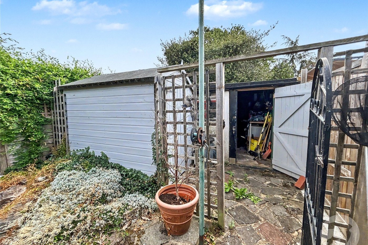 2 bedroom house for sale in Sidcup | Robinson Jackson