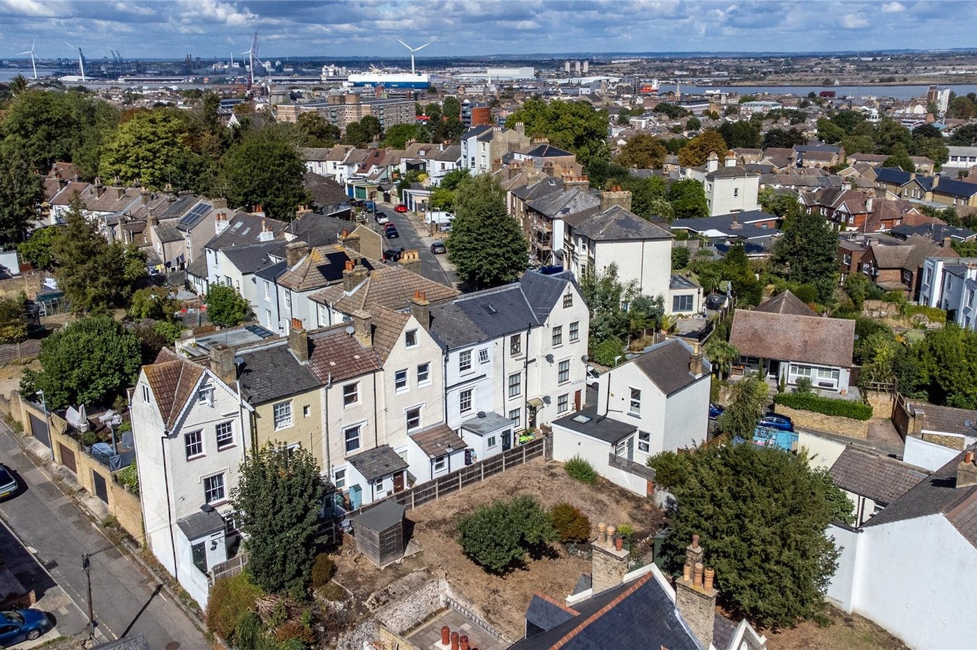 2 bedroom house for sale in Gravesend | Robinson Michael & Jackson