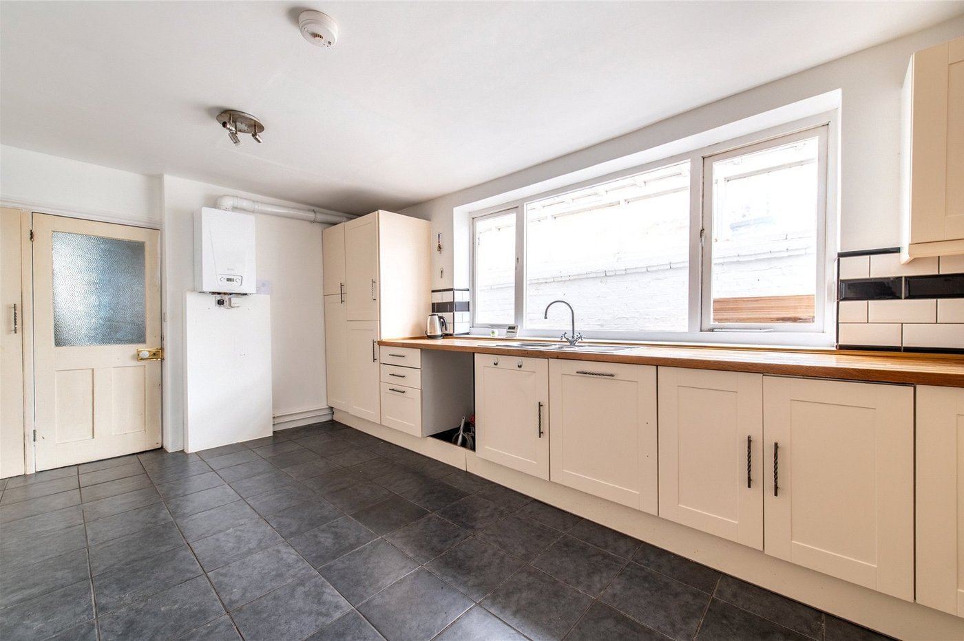 3 bedroom house for sale in Gravesend | Robinson Michael & Jackson