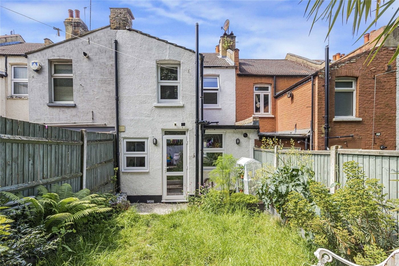 3 bedroom house for sale in Plumstead Common | Robinson Jackson