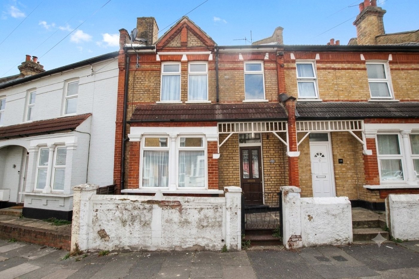 2 bedroom house for sale in Plumstead | Robinson Jackson