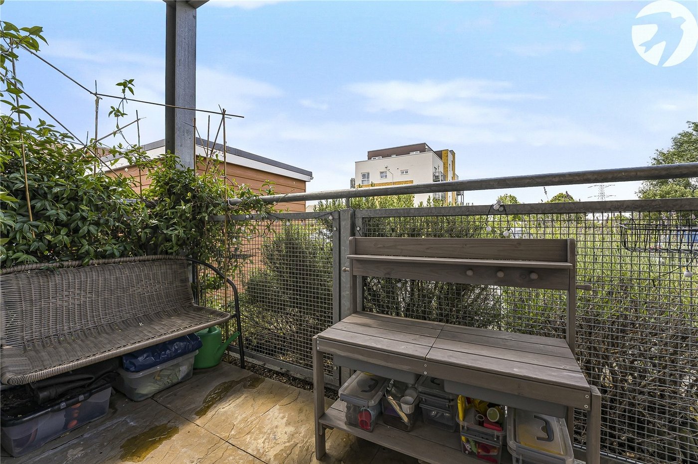 2 bedroom property for sale in Dartford | Robinson Jackson