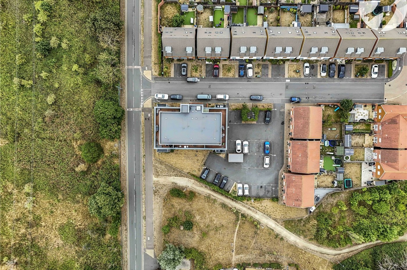 2 bedroom property for sale in Dartford | Robinson Jackson