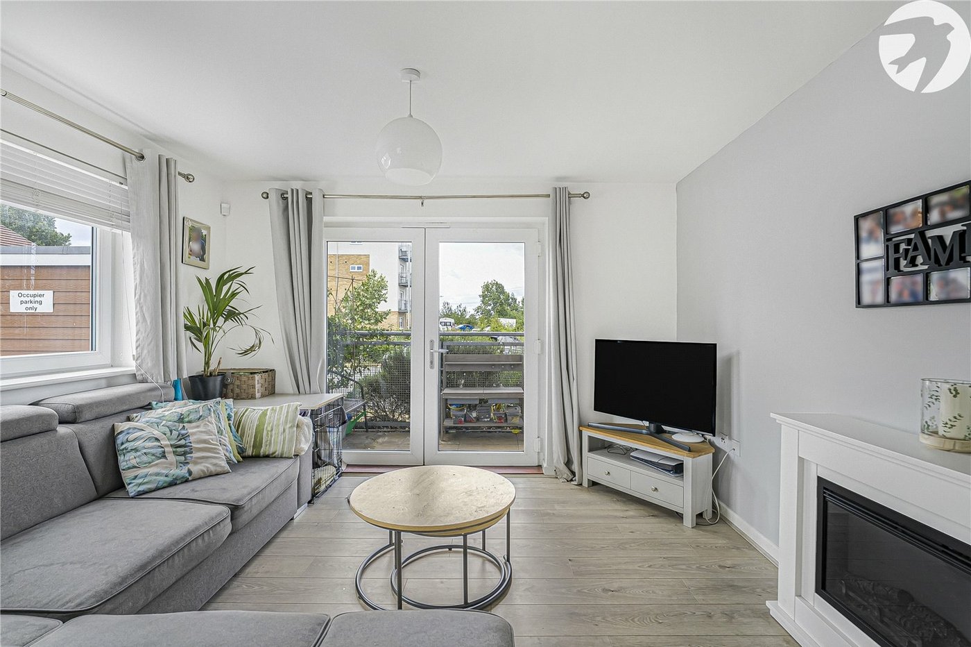 2 bedroom property for sale in Dartford | Robinson Jackson