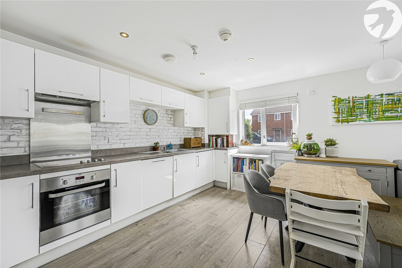 2 bedroom property for sale in Dartford | Robinson Jackson