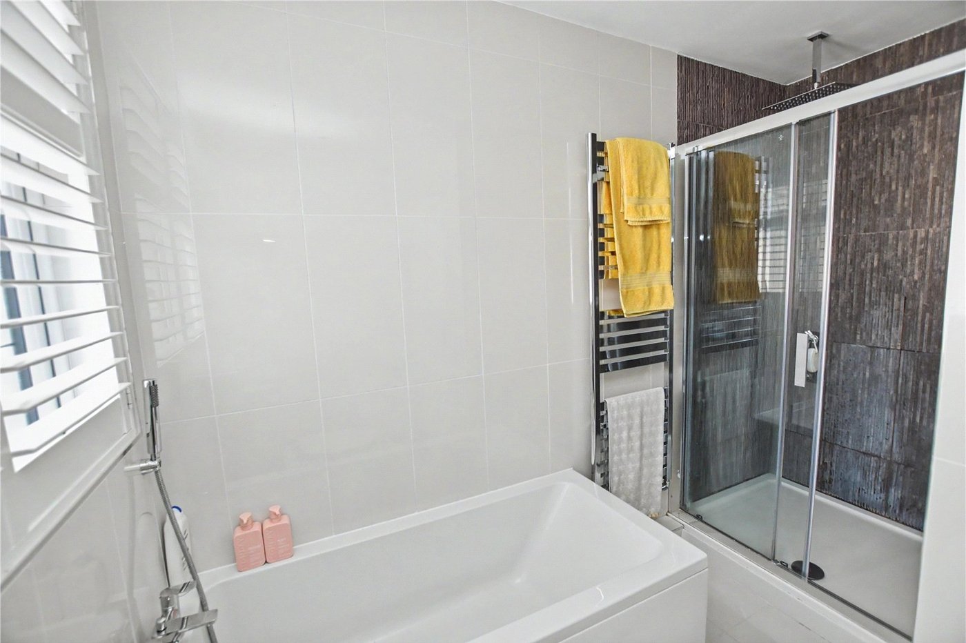 2 bedroom bungalow for sale in Bexleyheath | Robinson Jackson
