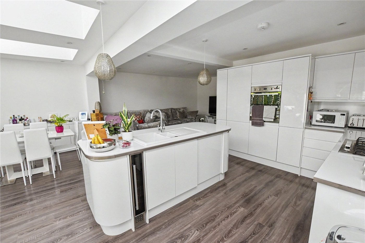 2 bedroom bungalow for sale in Bexleyheath | Robinson Jackson