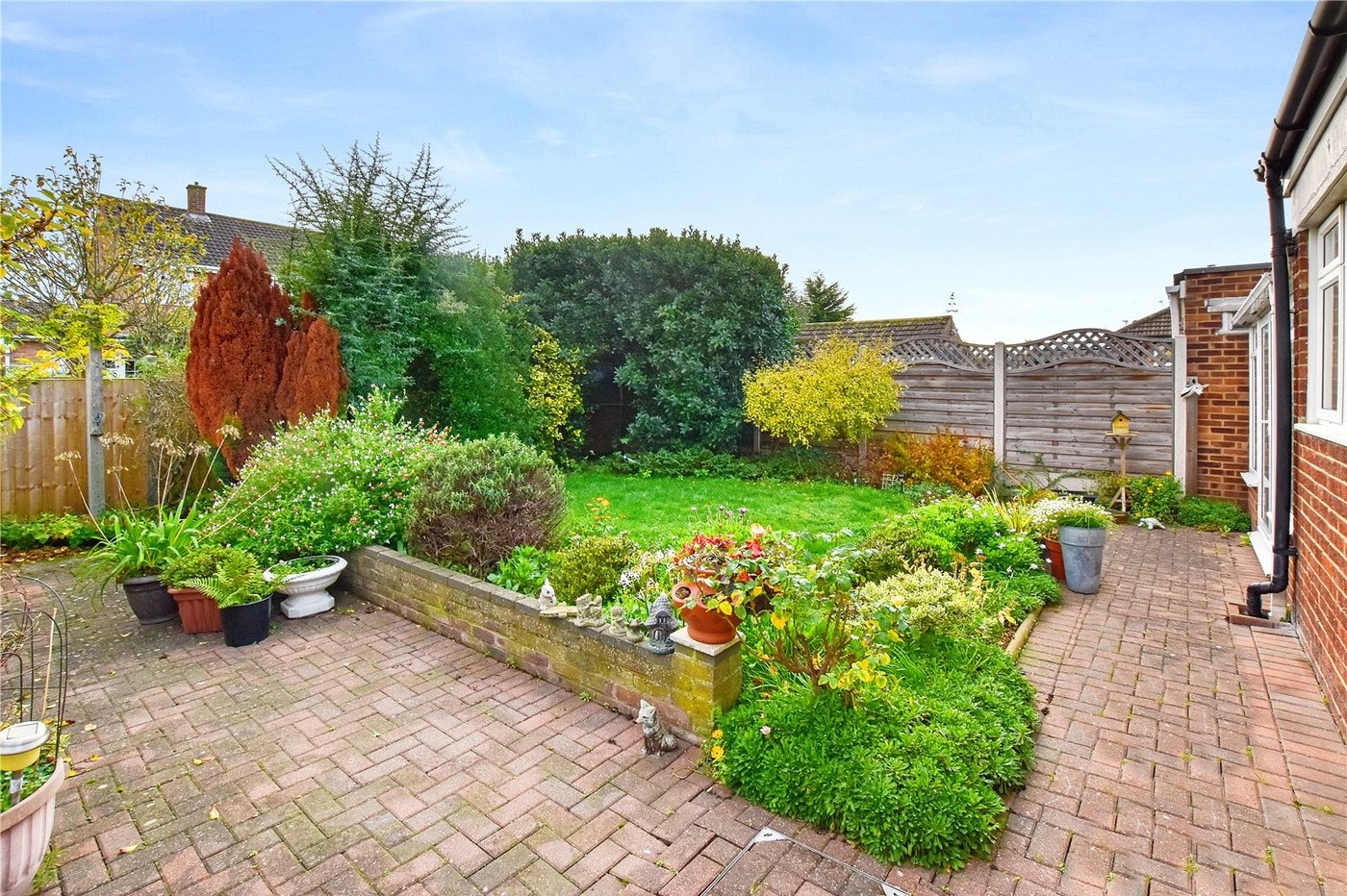 3 bedroom bungalow for sale in Bexleyheath | Robinson Jackson
