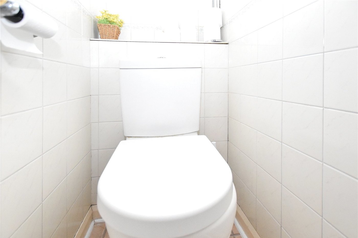 3 bedroom bungalow for sale in Bexleyheath | Robinson Jackson