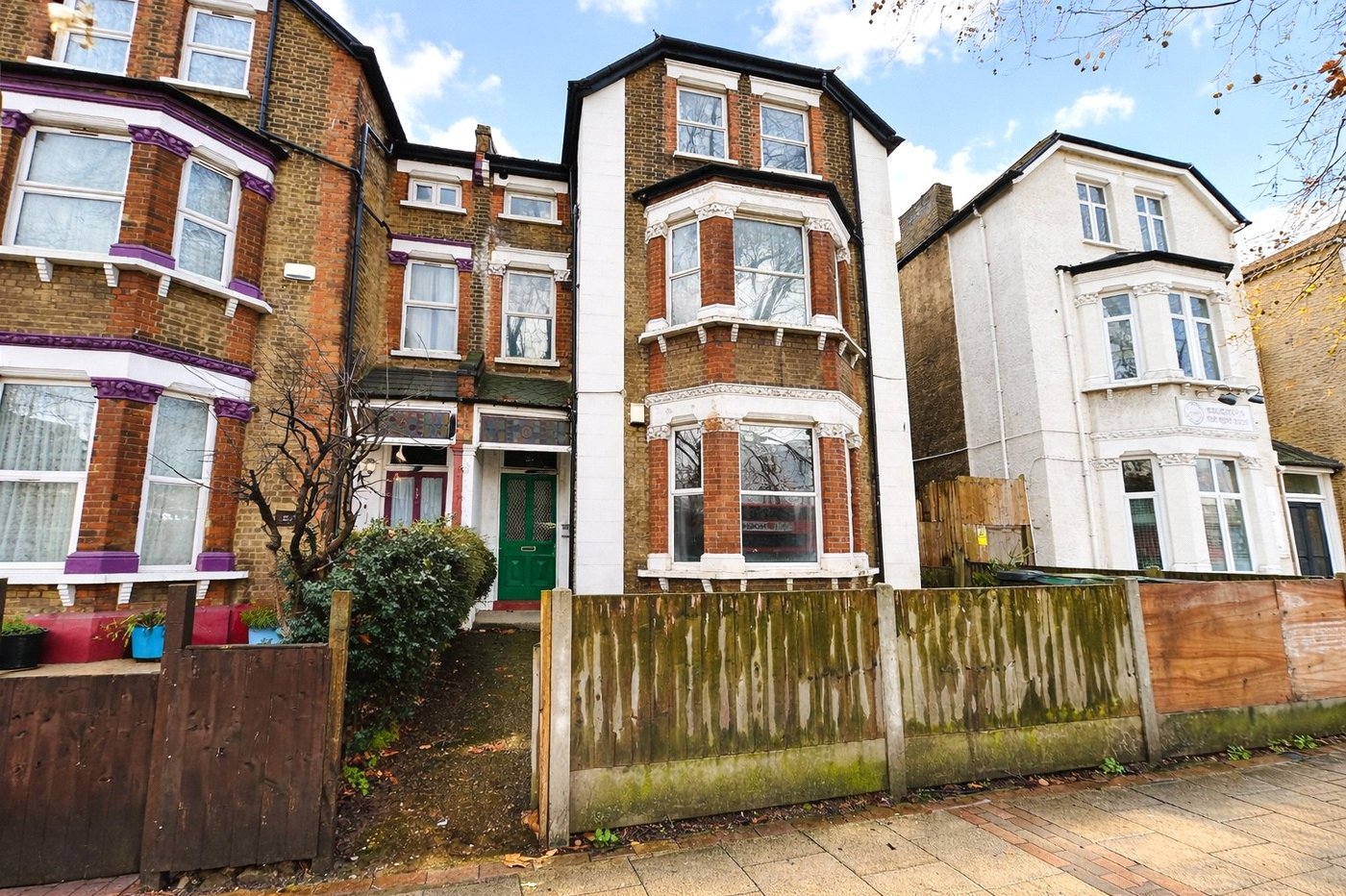 1 bedroom property for sale in London | Robinson Jackson