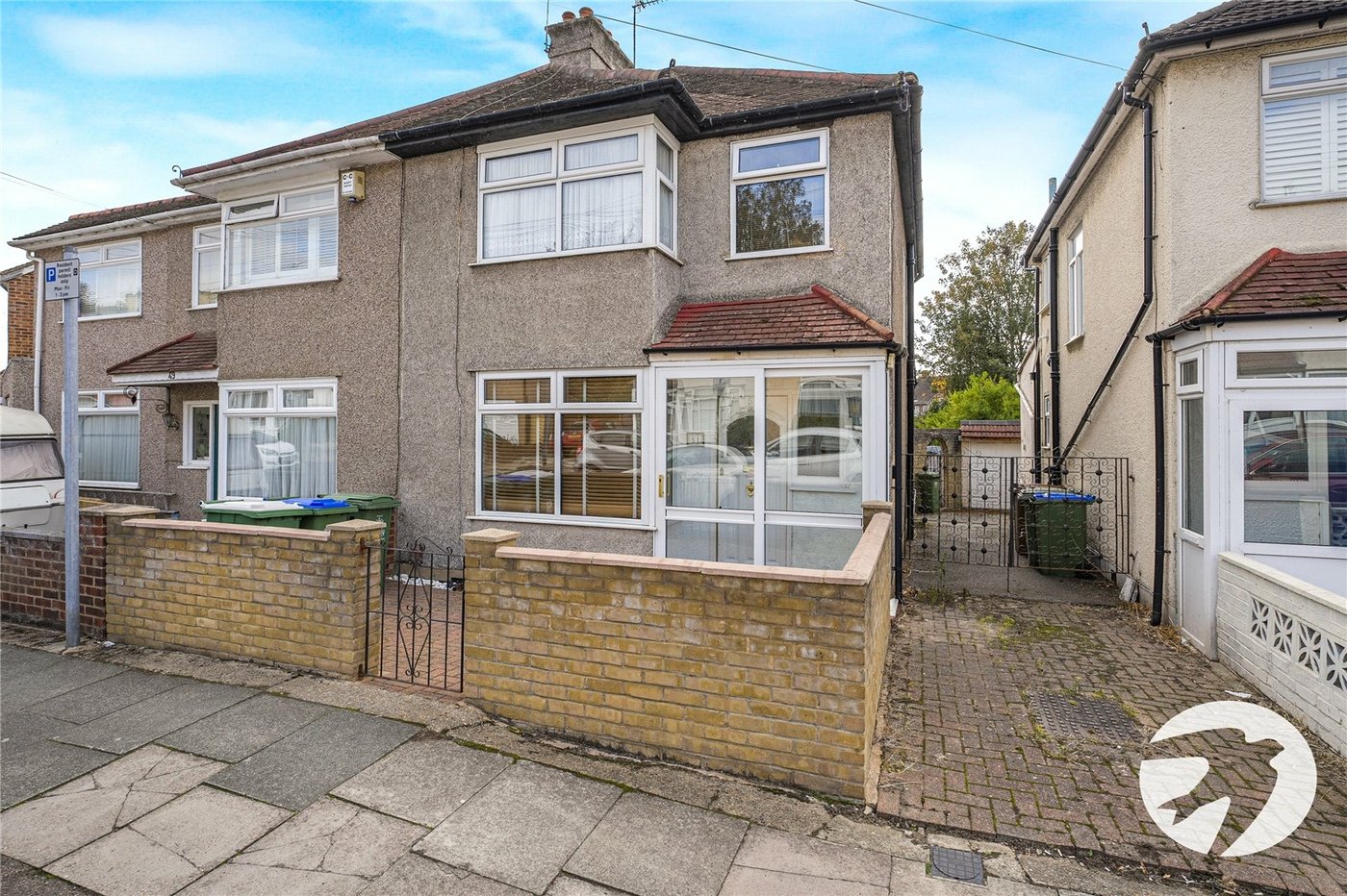 3 bedroom house for sale in Welling | Robinson Jackson