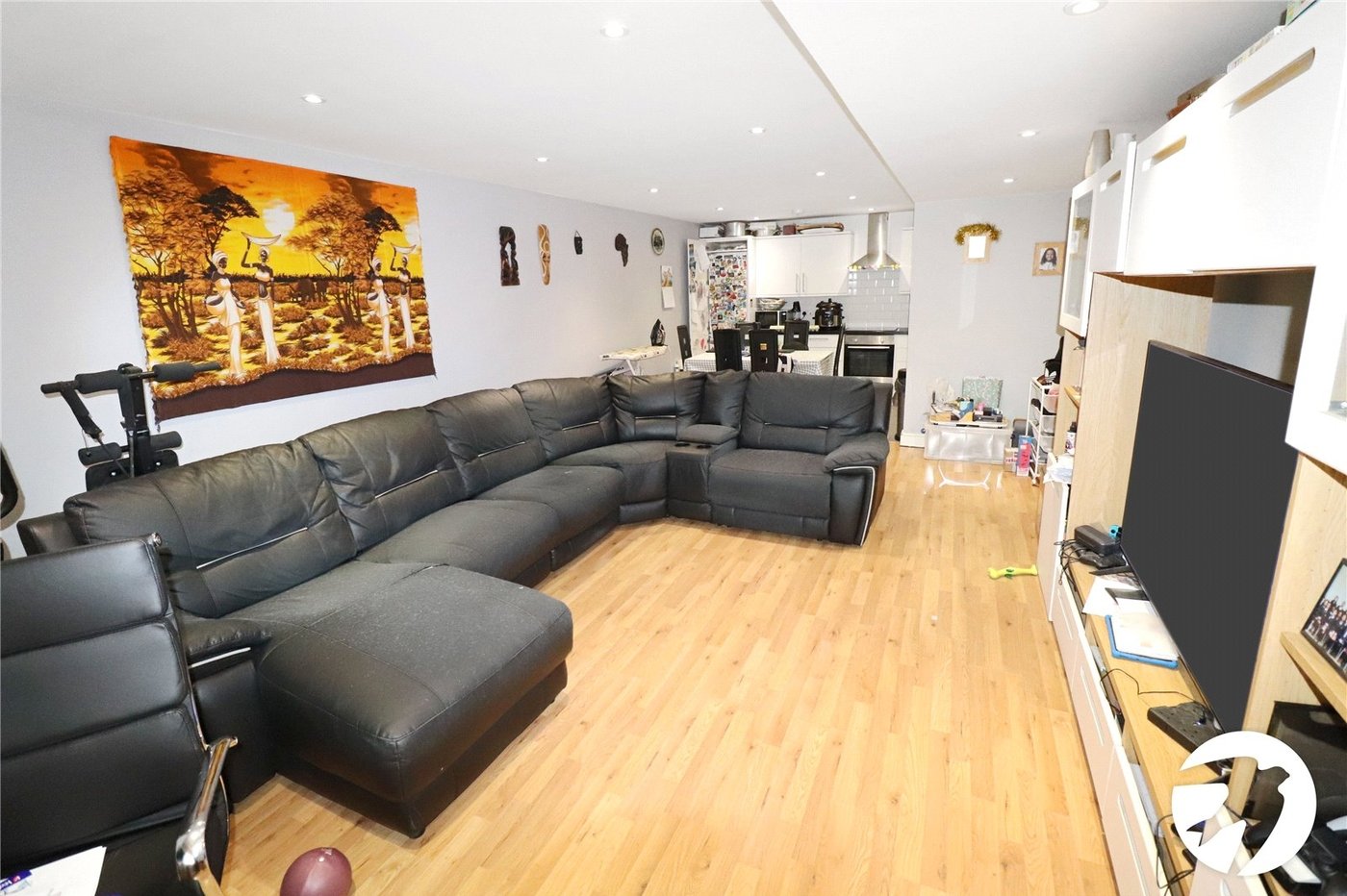 2 bedroom property for sale in Belvedere | Robinson Jackson