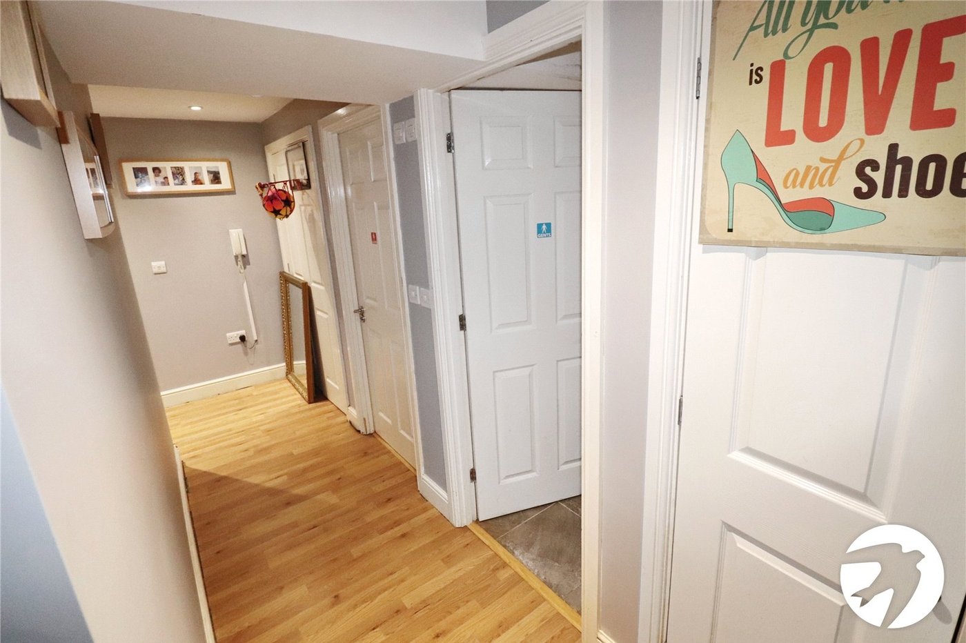 2 bedroom property for sale in Belvedere | Robinson Jackson