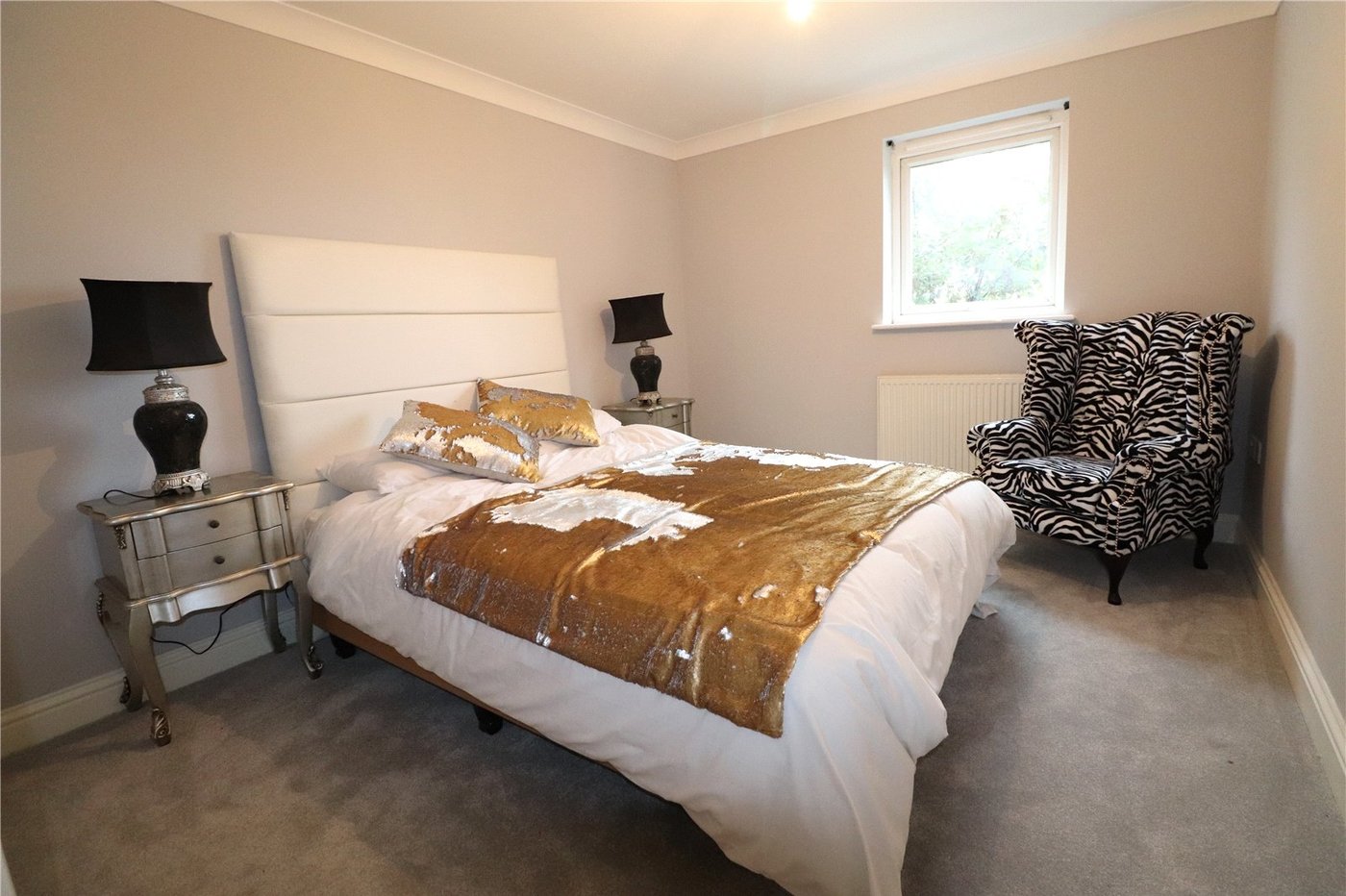 2 bedroom property for sale in William Court | Robinson Jackson