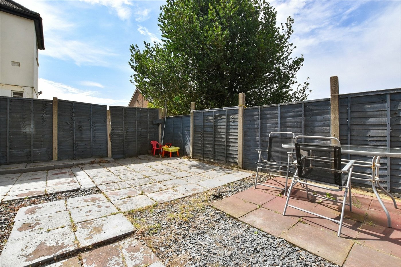 2 bedroom property for sale in Bexleyheath | Robinson Jackson