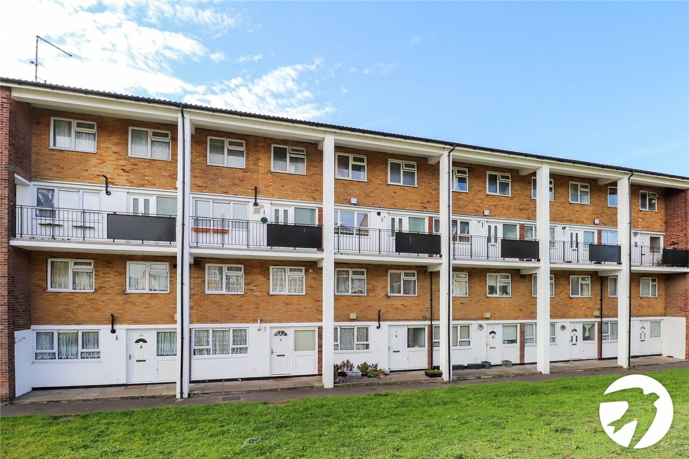 2 bedroom property for sale in Belvedere | Robinson Jackson