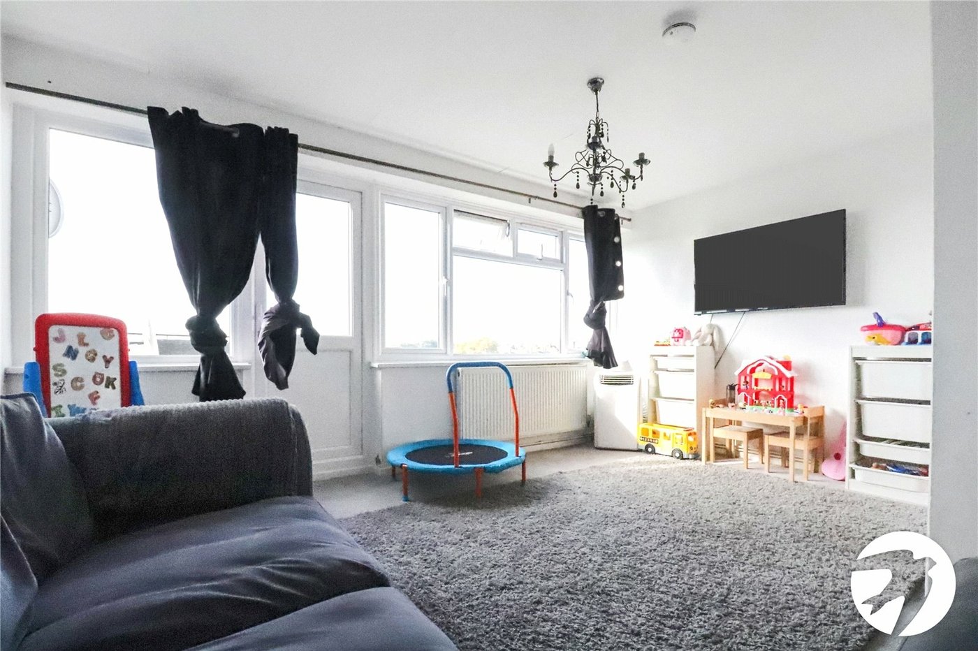 2 bedroom property for sale in Belvedere | Robinson Jackson