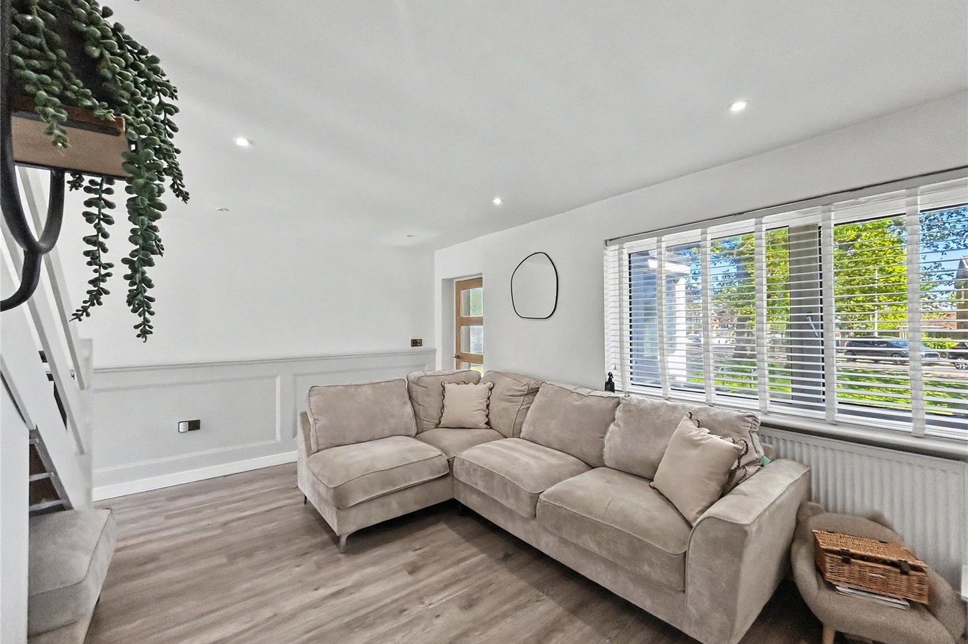 2 bedroom house for sale in Rainham | Robinson Michael & Jackson