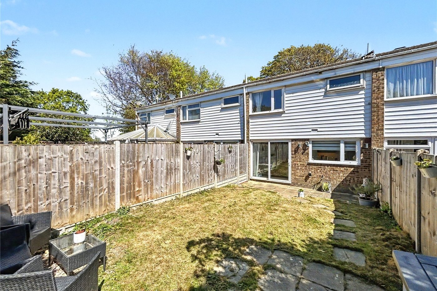 2 bedroom house for sale in Rainham | Robinson Michael & Jackson