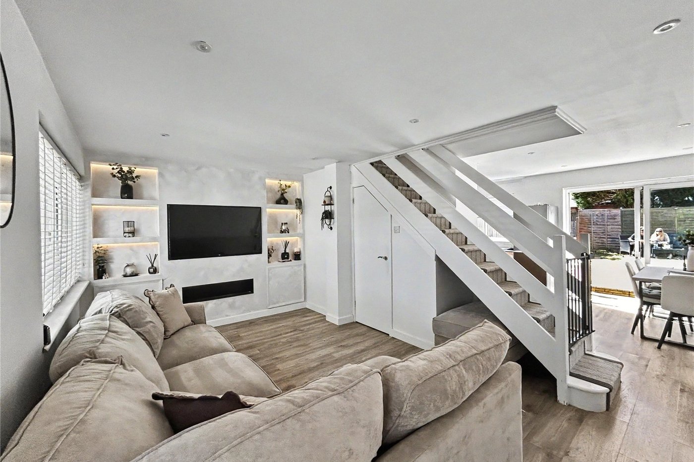 2 bedroom house for sale in Rainham | Robinson Michael & Jackson