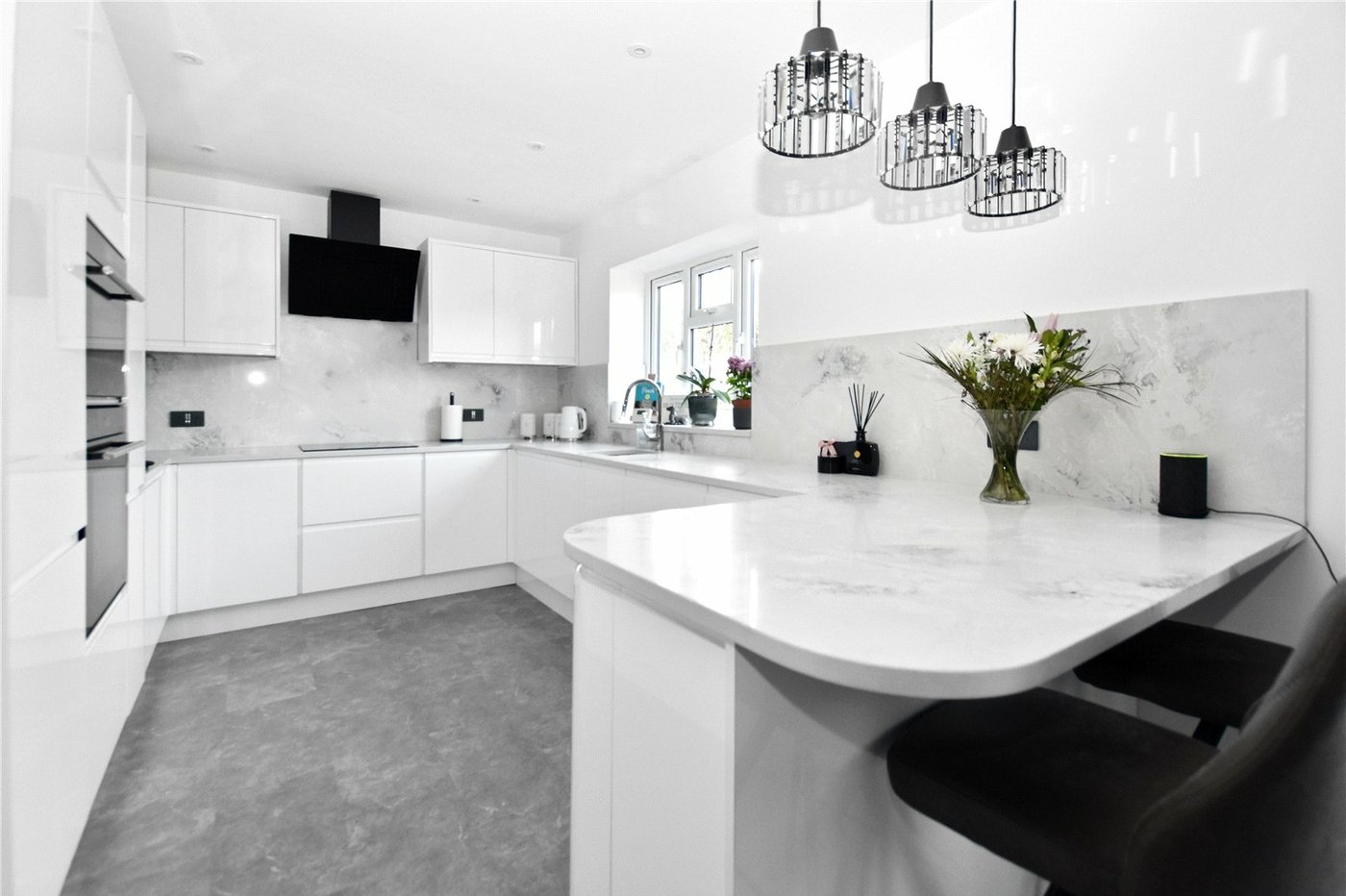 3 bedroom bungalow for sale in Bexleyheath | Robinson Jackson