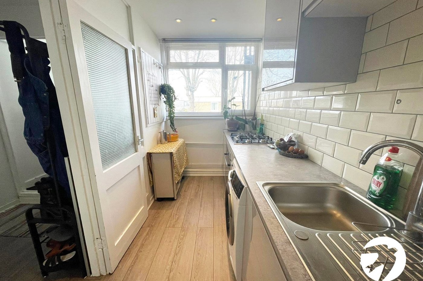 2 bedroom property for sale in London | Robinson Jackson