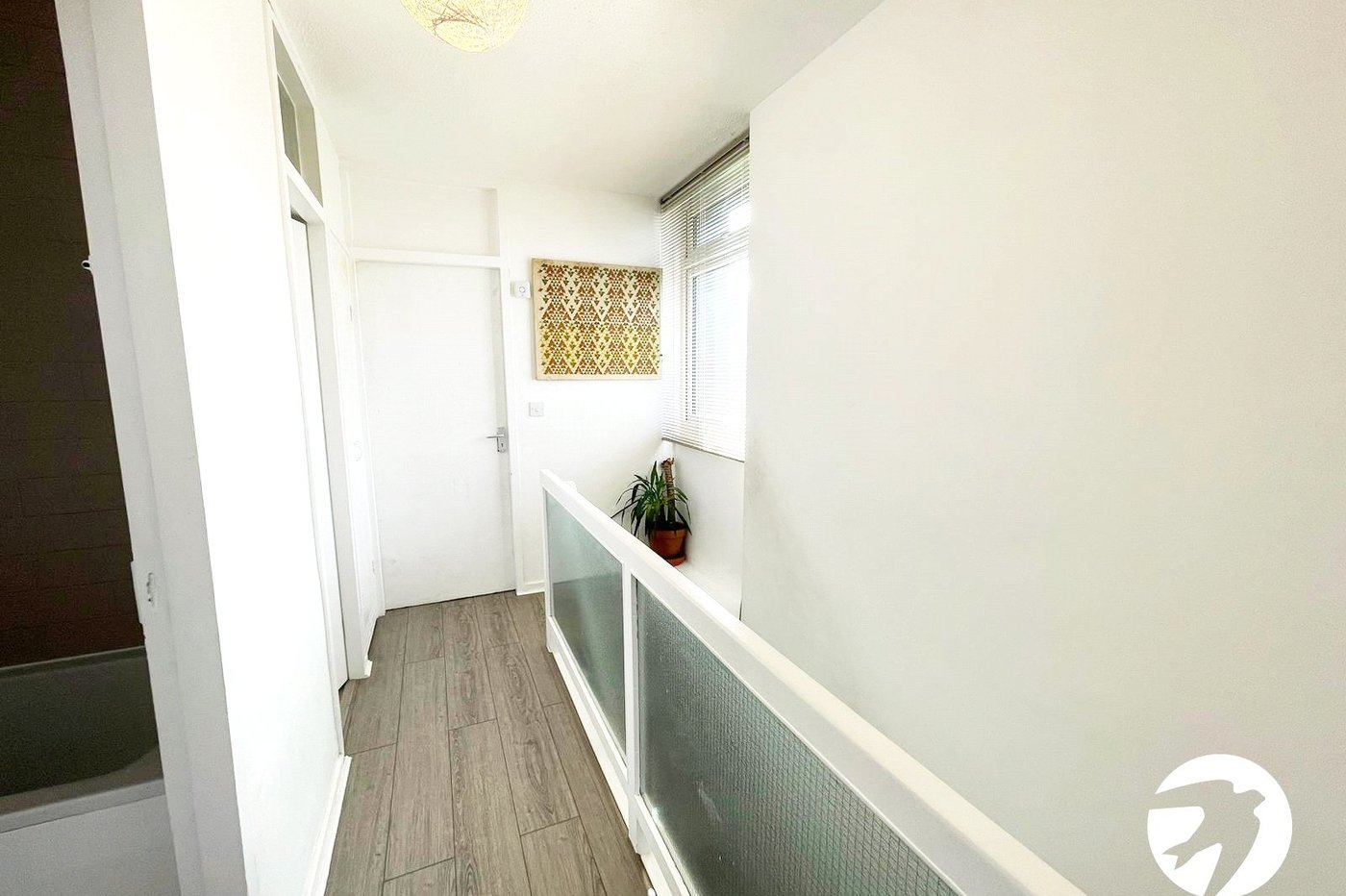2 bedroom property for sale in London | Robinson Jackson