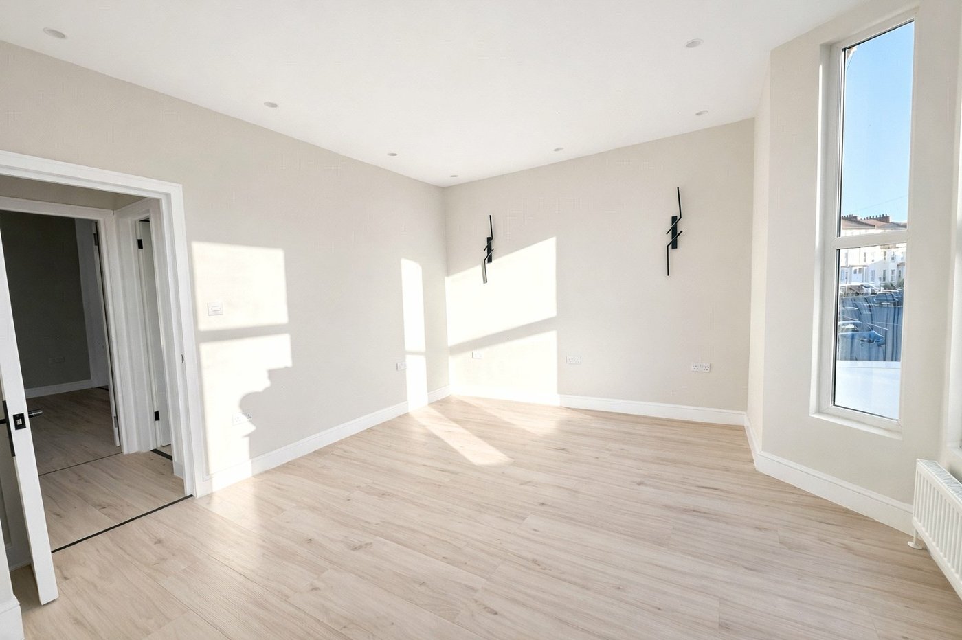 1 bedroom property for sale in London | Robinson Jackson