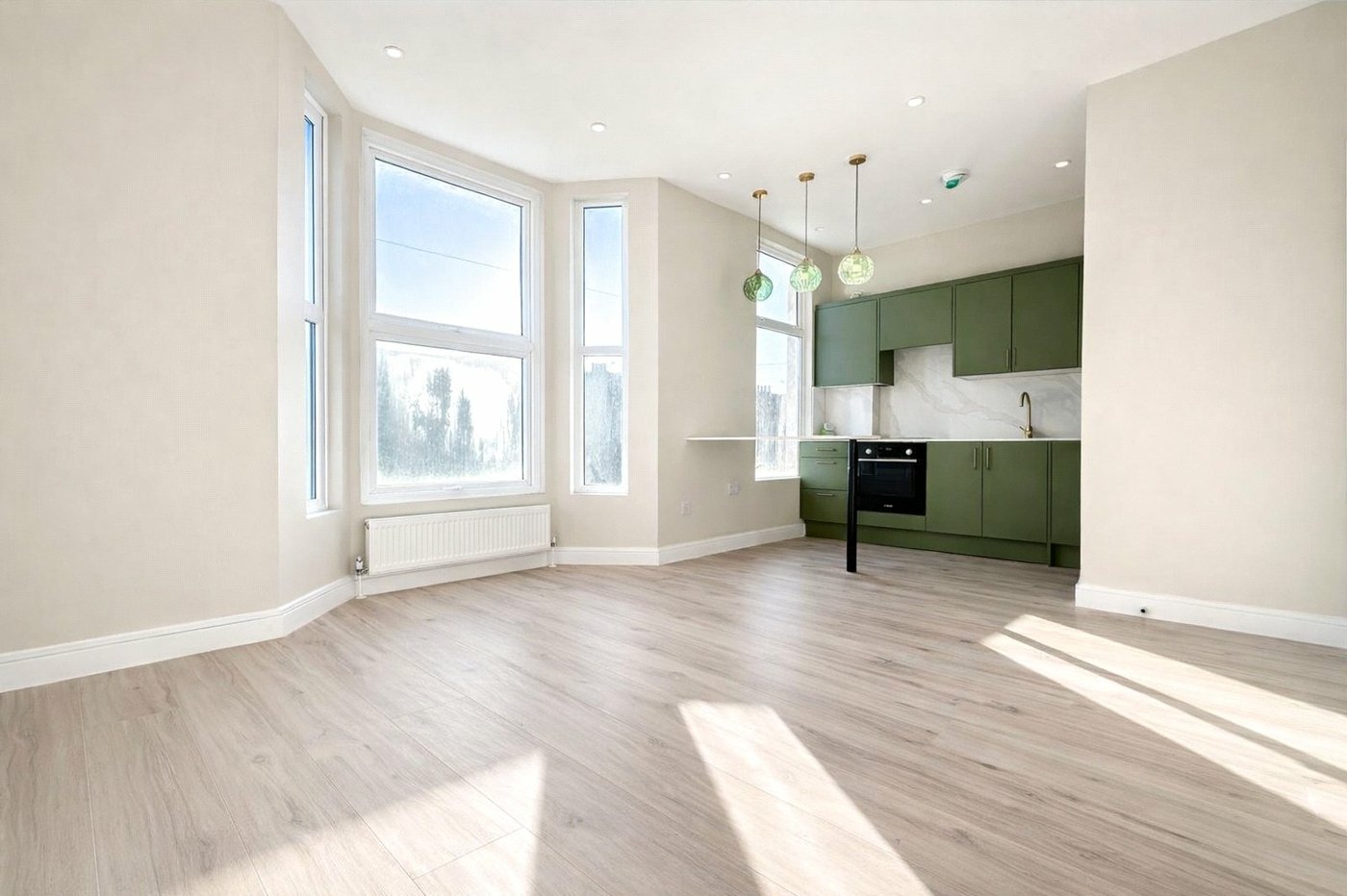 1 bedroom property for sale in London | Robinson Jackson