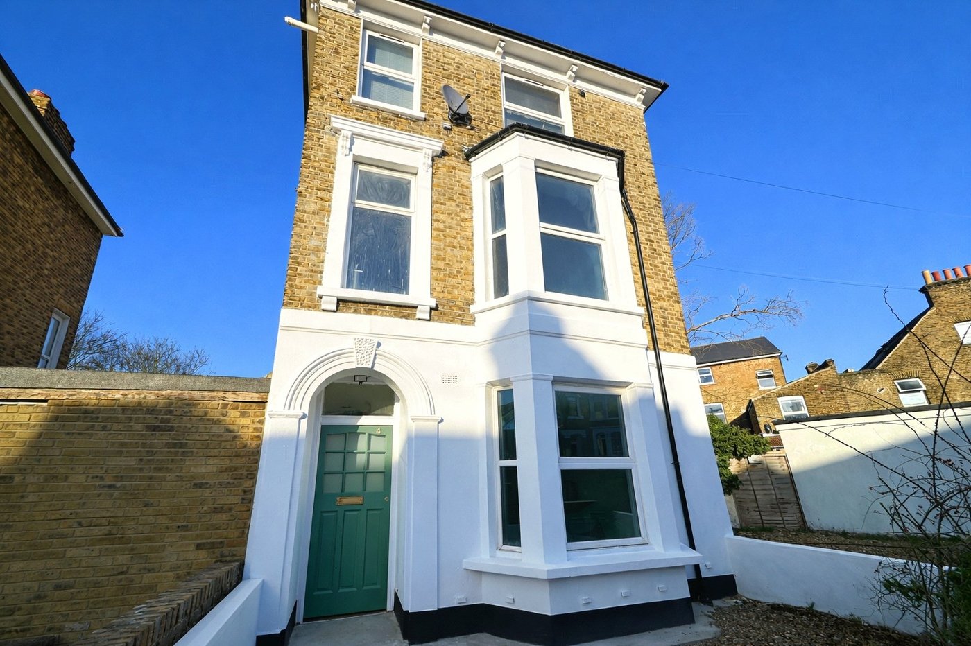 1 bedroom property for sale in London | Robinson Jackson