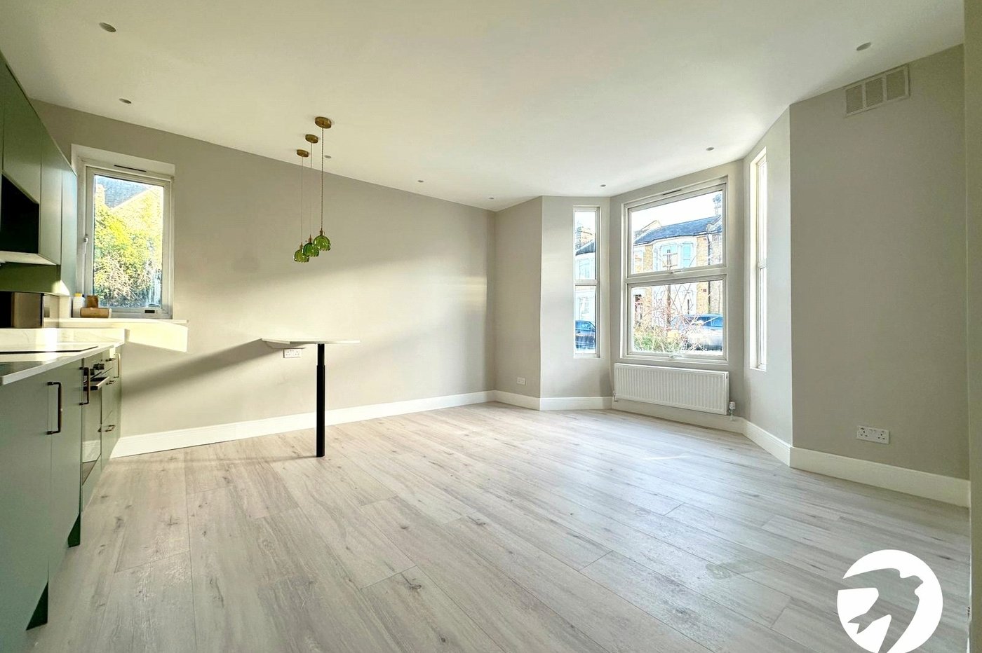 1 bedroom property for sale in London | Robinson Jackson