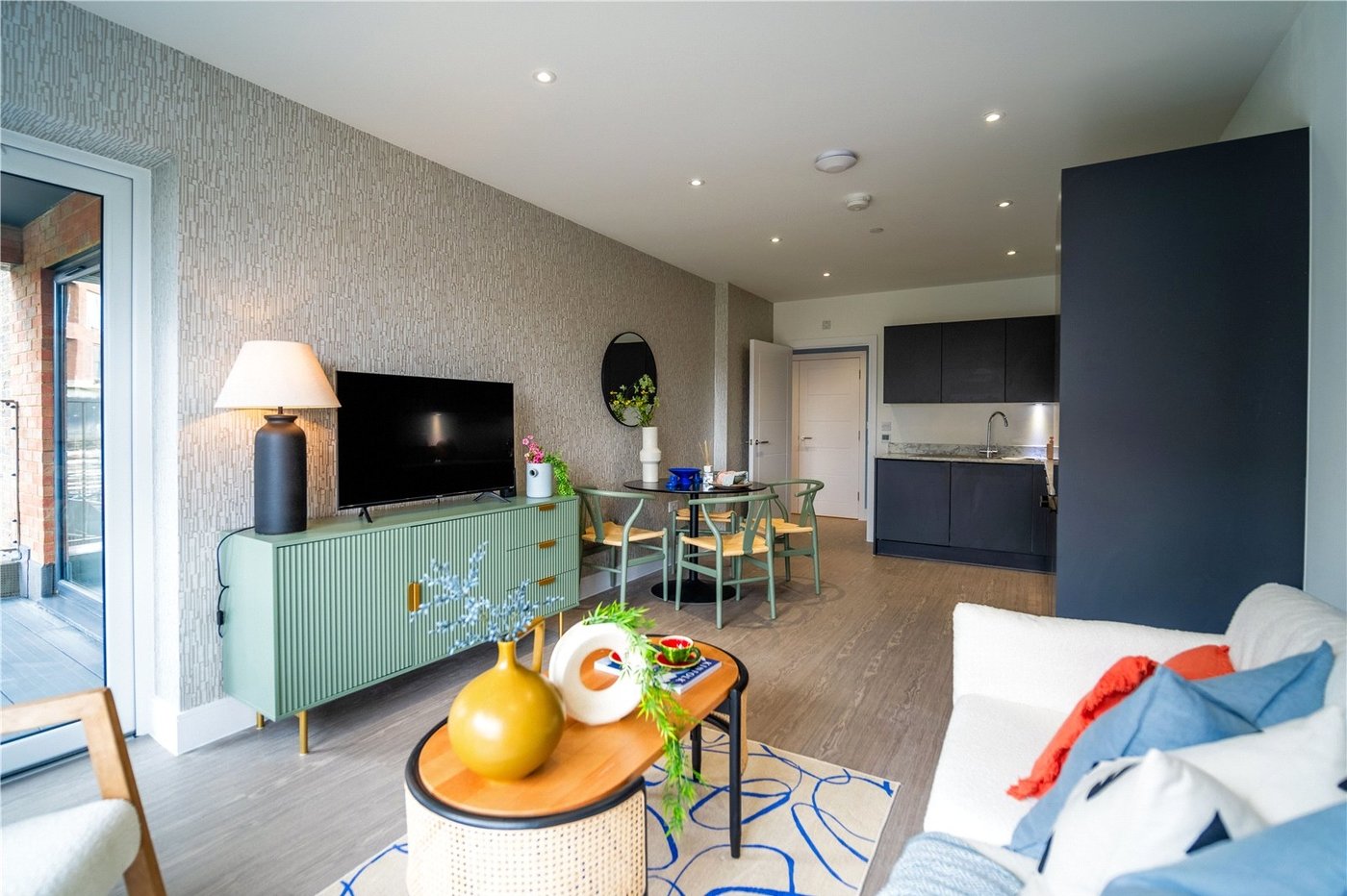 1 bedroom property for sale in 2 Bronze Walk | 