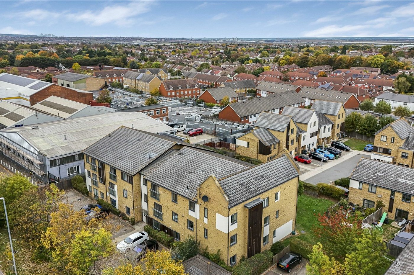 2 bedroom property to rent in Stone | Robinson Jackson