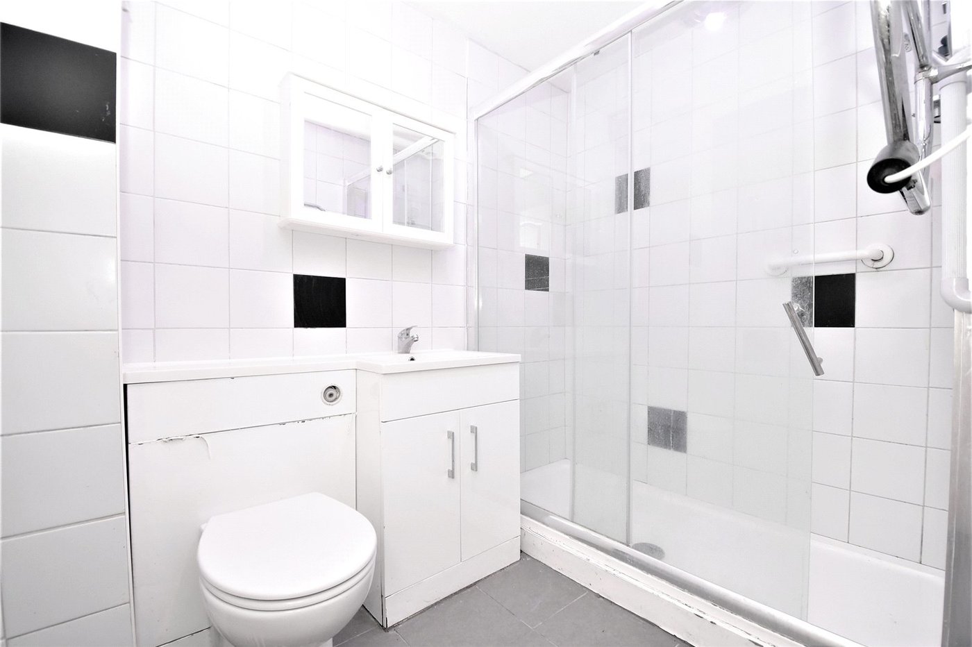 2 bedroom property for sale in  | Robinson Jackson