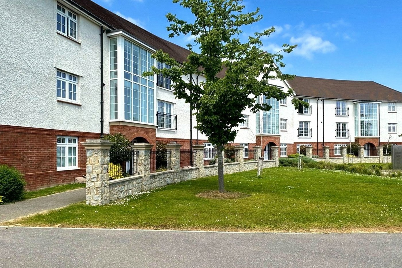 2 bedroom property for sale in Candy Dene | Robinson Jackson