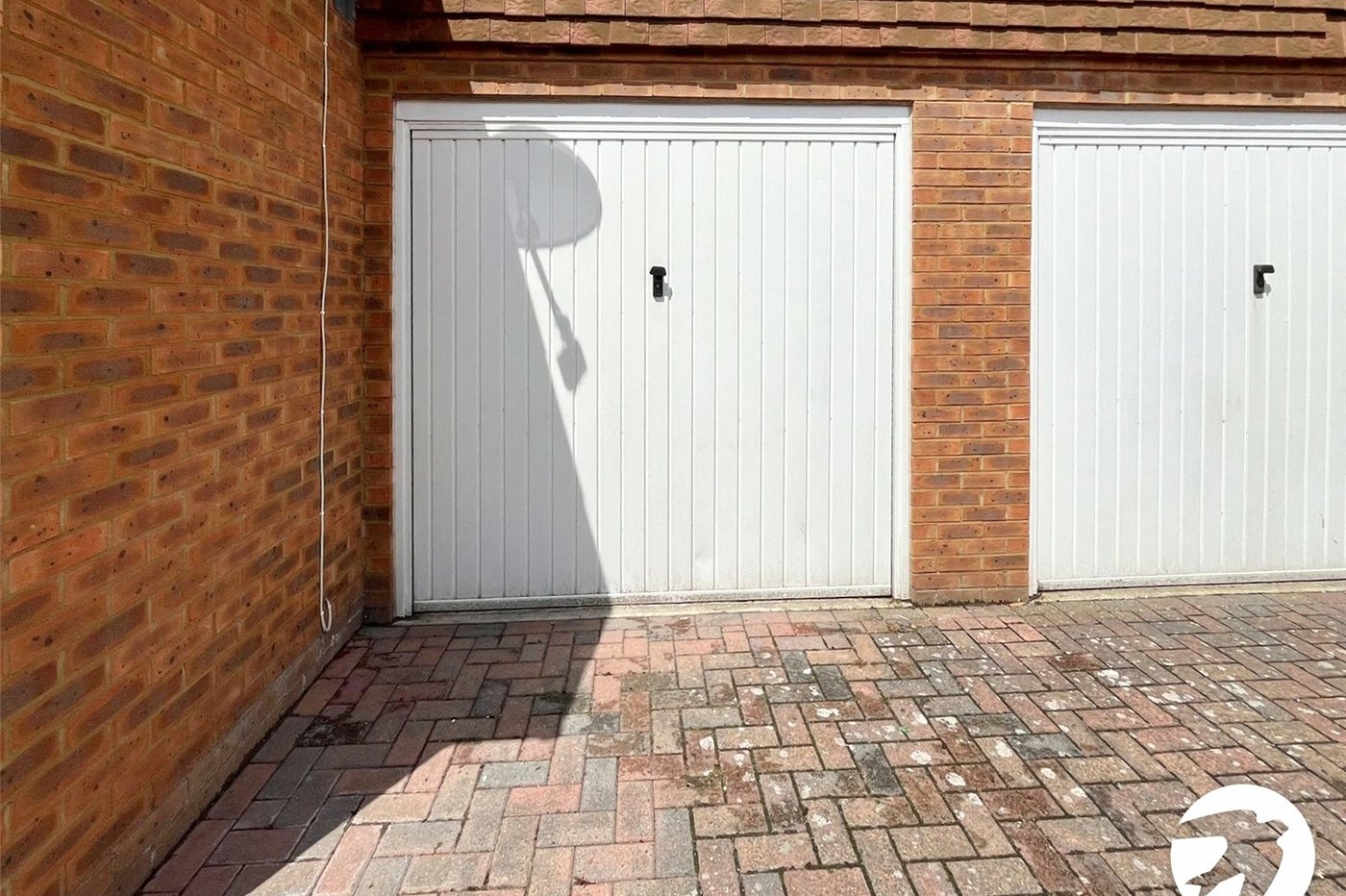 2 bedroom property for sale in Kemsley | Robinson Michael & Jackson