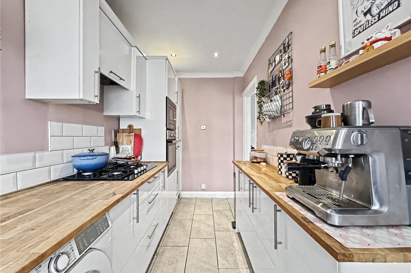 4 bedroom house for sale in Rainham | Robinson Michael & Jackson