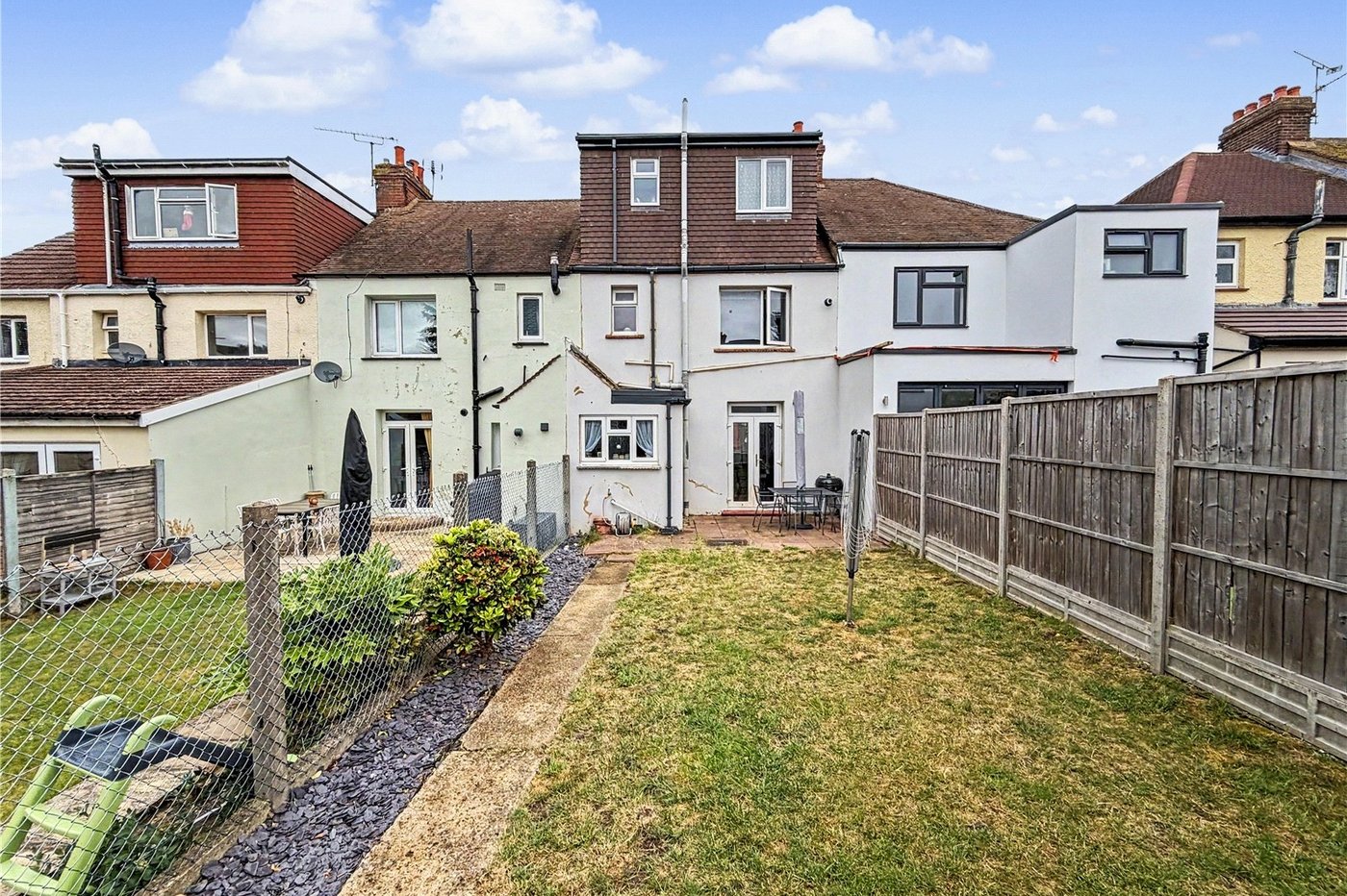 4 bedroom house for sale in Rainham | Robinson Michael & Jackson