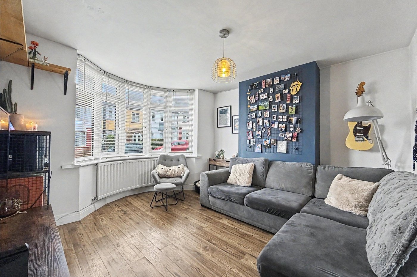 4 bedroom house for sale in Rainham | Robinson Michael & Jackson
