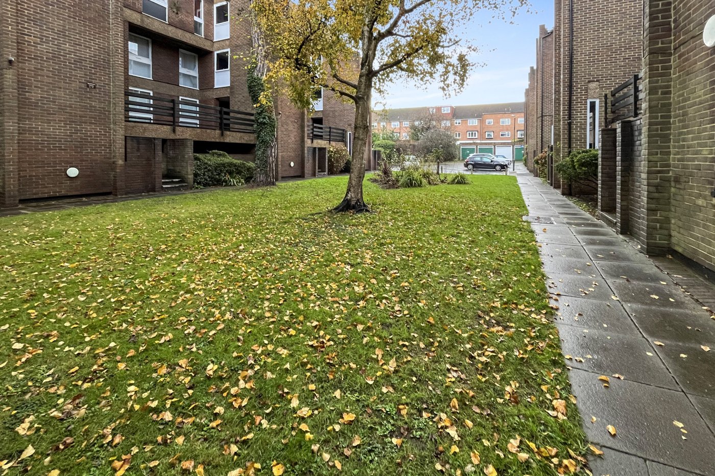 1 bedroom property for sale in Longlands Road | Robinson Jackson