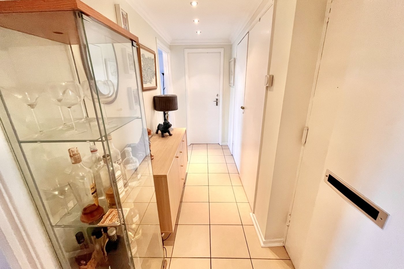 1 bedroom property for sale in Longlands Road | Robinson Jackson