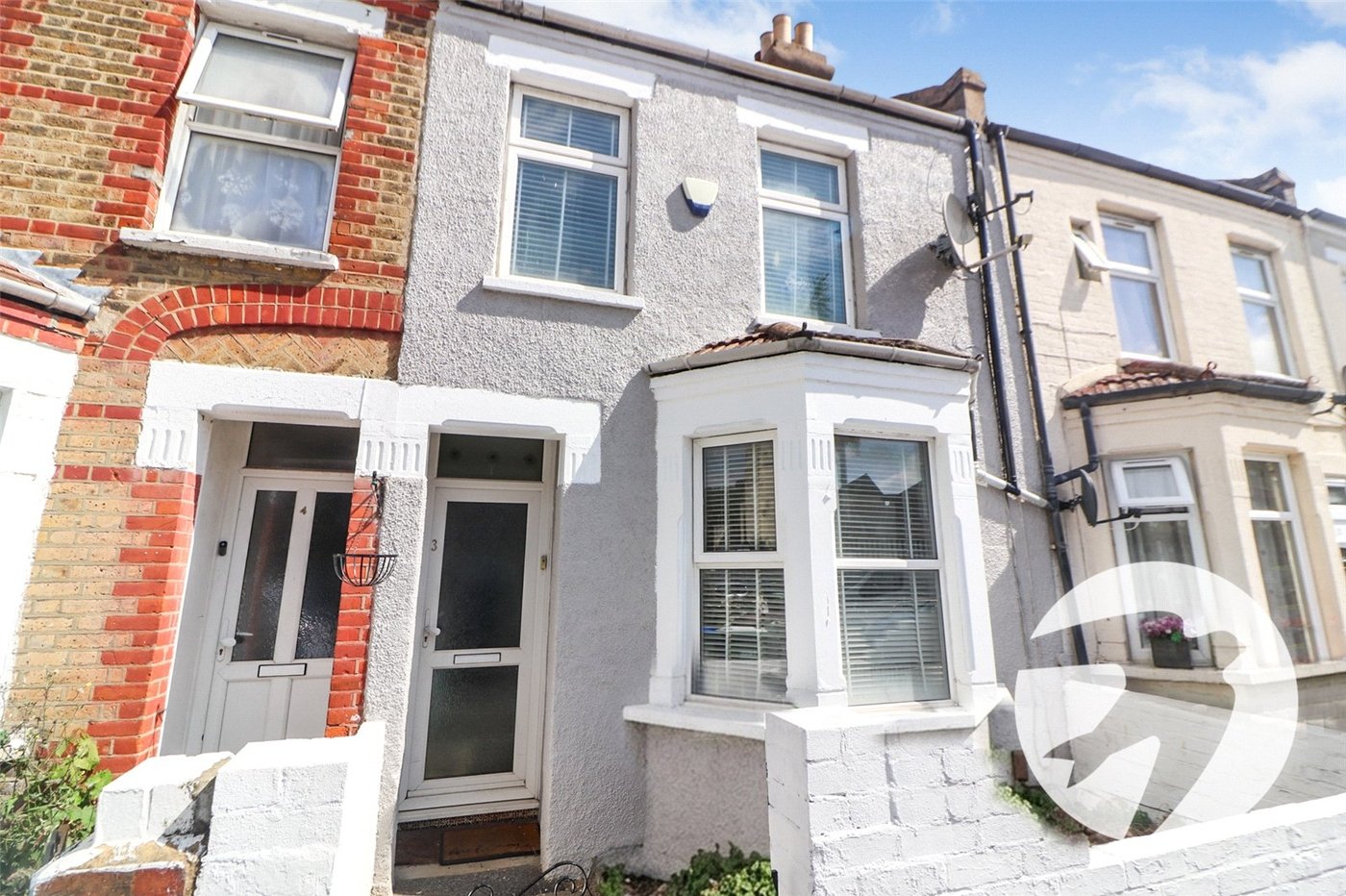 3 bedroom house for sale in Erith | Robinson Jackson