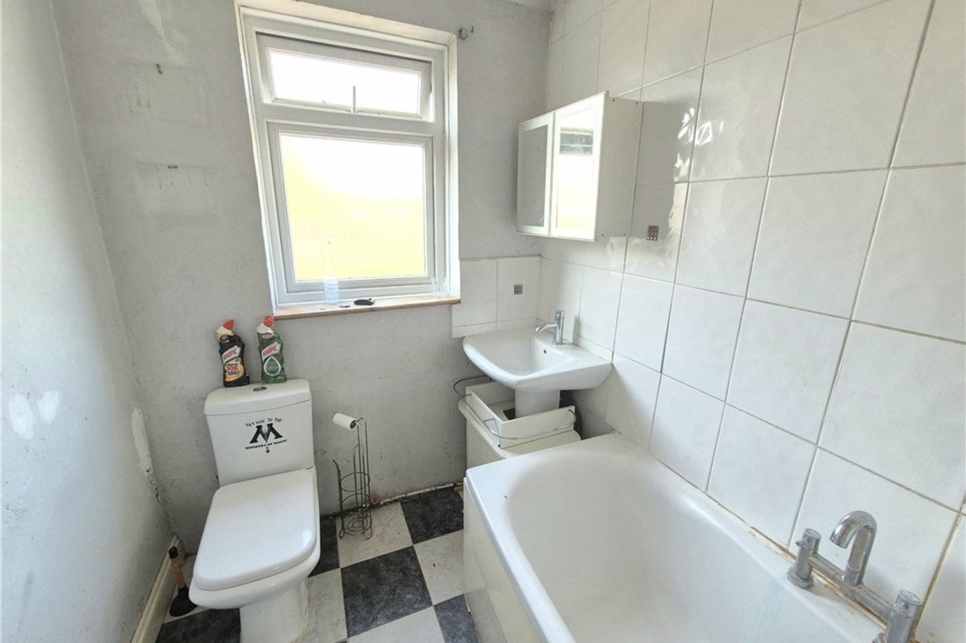 2 bedroom house for sale in Orpington | Robinson Jackson