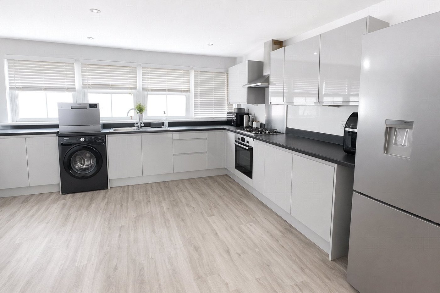 1 bedroom house for sale in London | Robinson Jackson