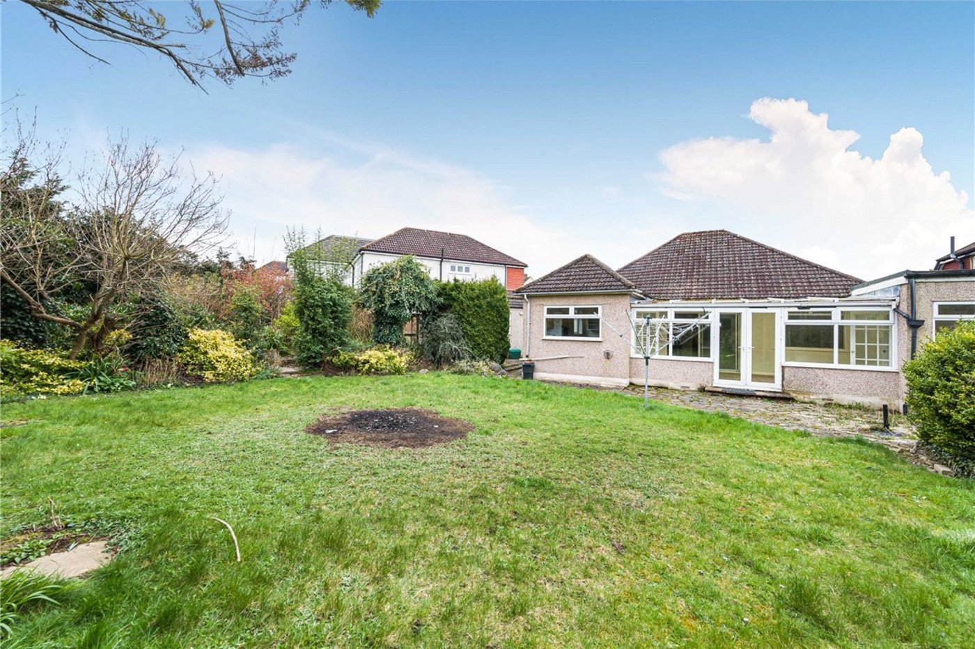 2 bedroom bungalow for sale in Orpington | Robinson Jackson