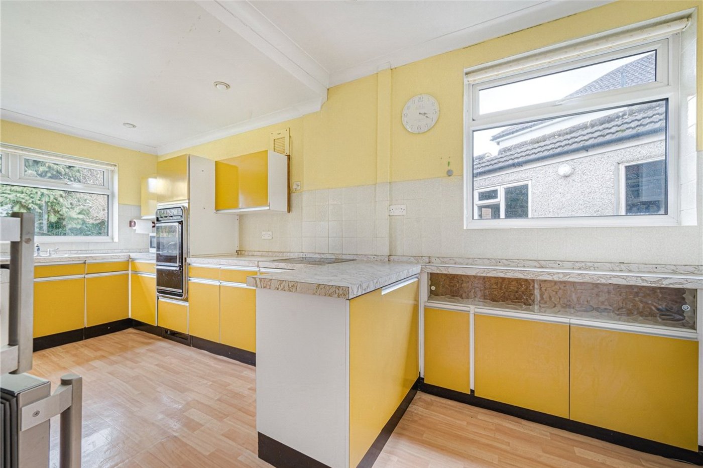 2 bedroom bungalow for sale in Orpington | Robinson Jackson